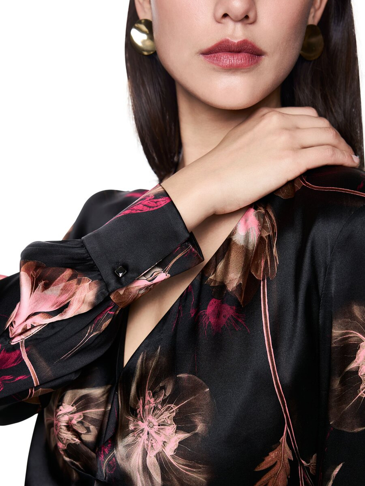 Zwart lang kleed met v-hals en bloemenprint Marc Cain collections