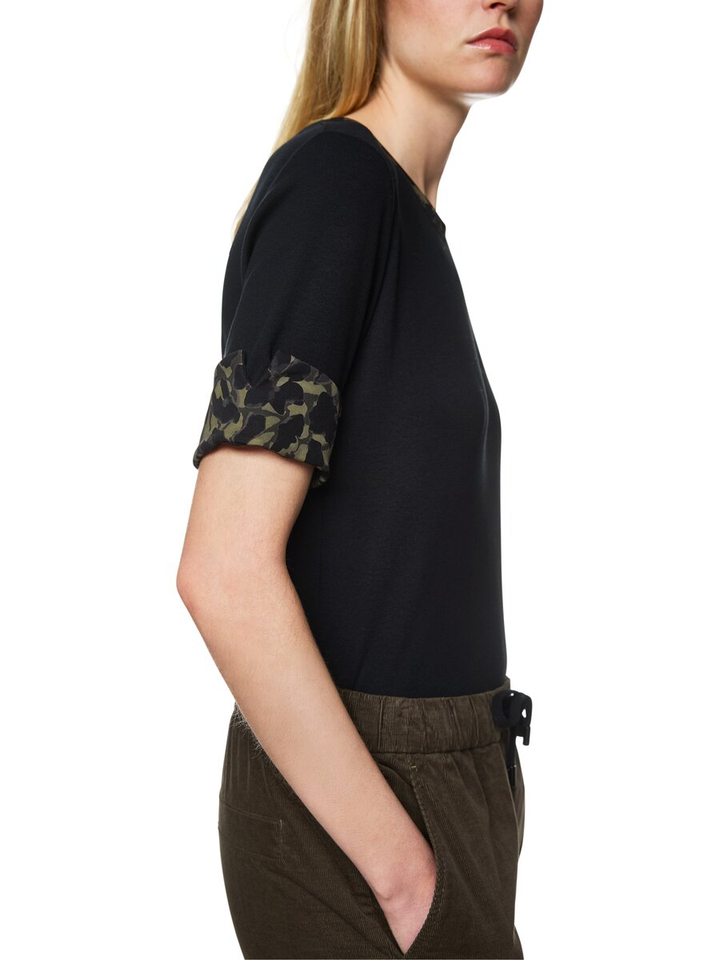 Zwarte T-shirt met detail Marccain Sport