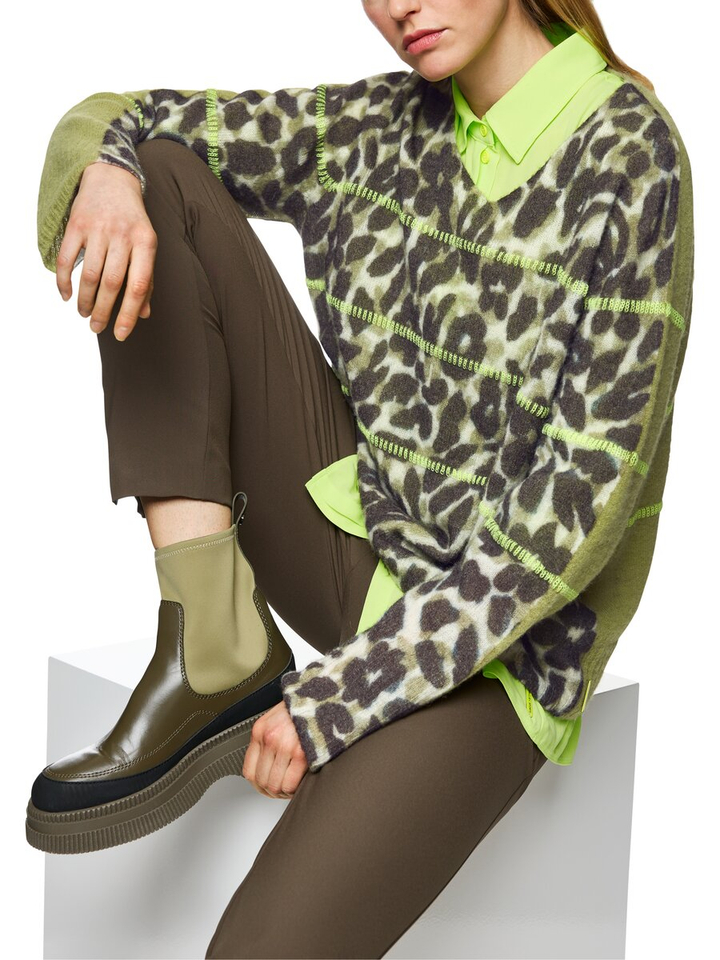 Groene trui met alpaca wol in dierenprint Marccain Sports