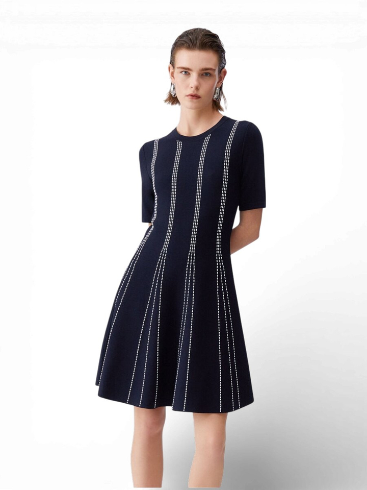 Donkerblauwe casual jurk met sierlijk detail Liu Jo