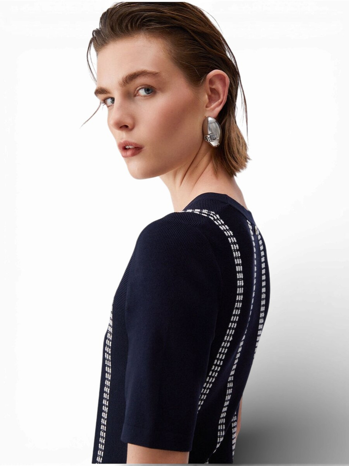 Donkerblauwe casual jurk met sierlijk detail Liu Jo