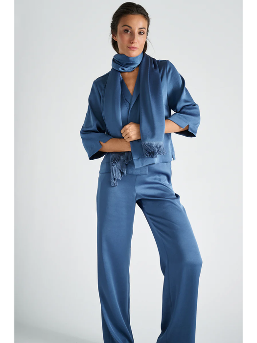 Blauw bloesjasje in satijnlook Marie Mero