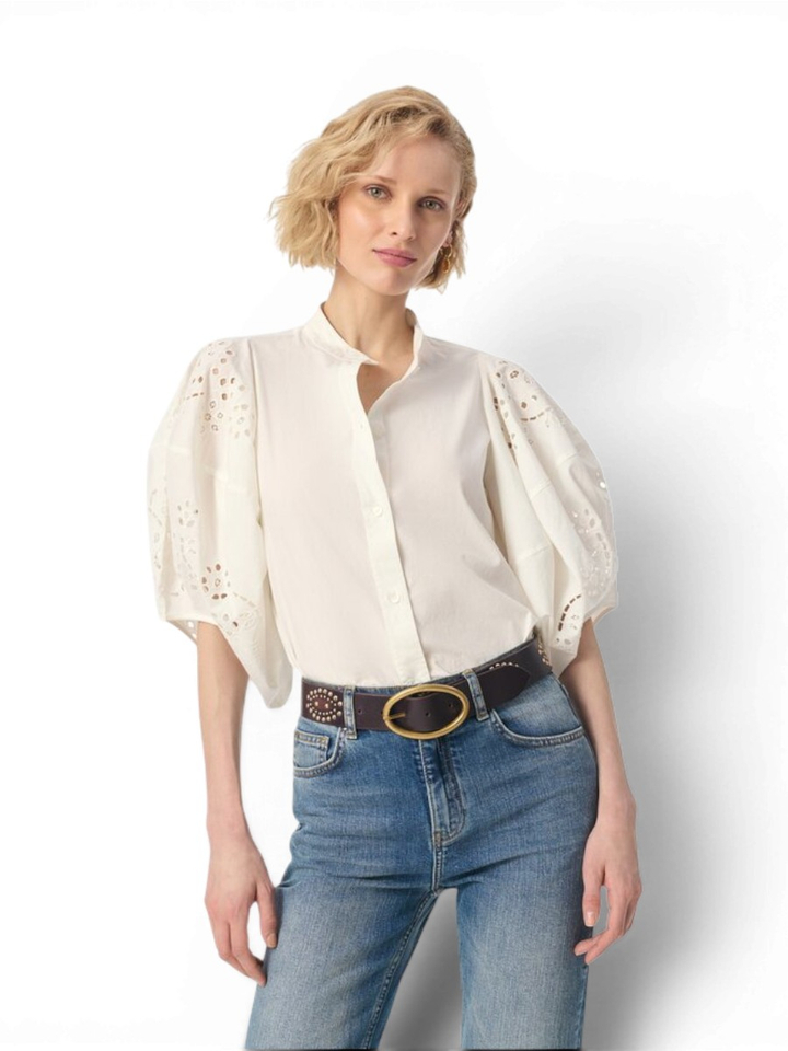 Ecru bloes met broderie detail Felice Vanessa
