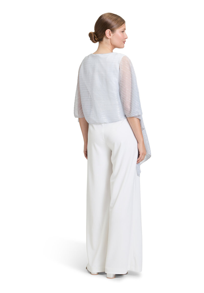 Lichtgrijze glittersjaal met sluiting Vera Mont