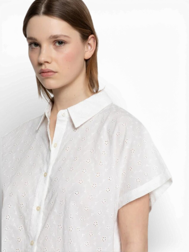 Witte bloes Narcissist Ame 