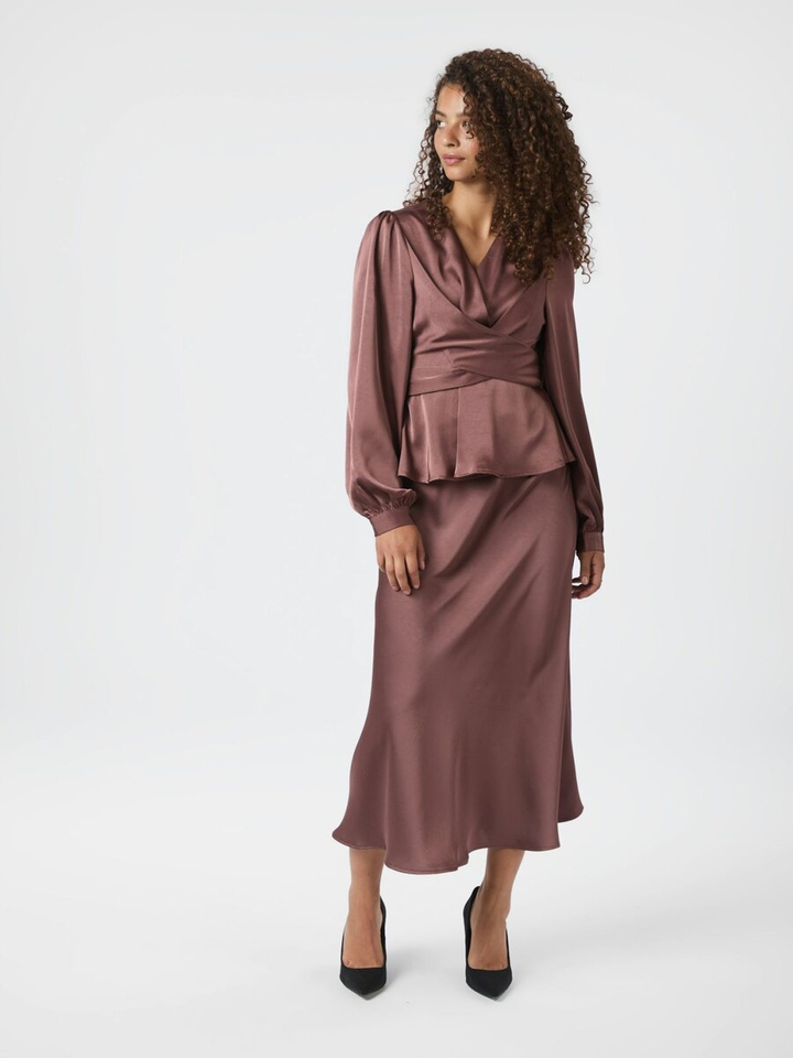 Oudroze glanzende blouse met lint Rista Neo Noir