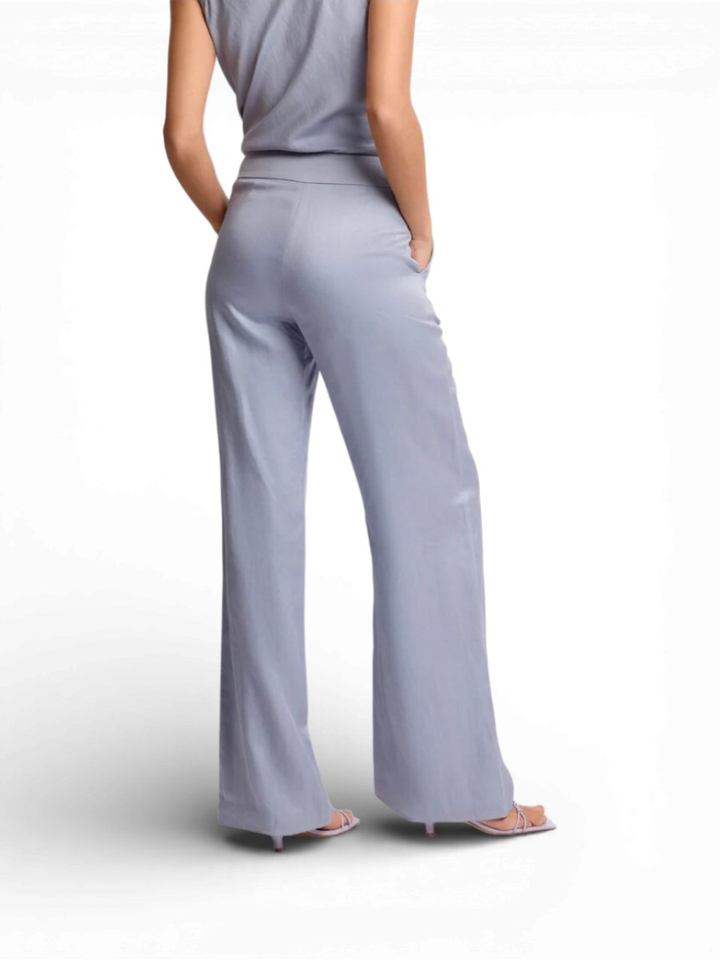 Lichtblauwe geklede broek Duende Kocca 