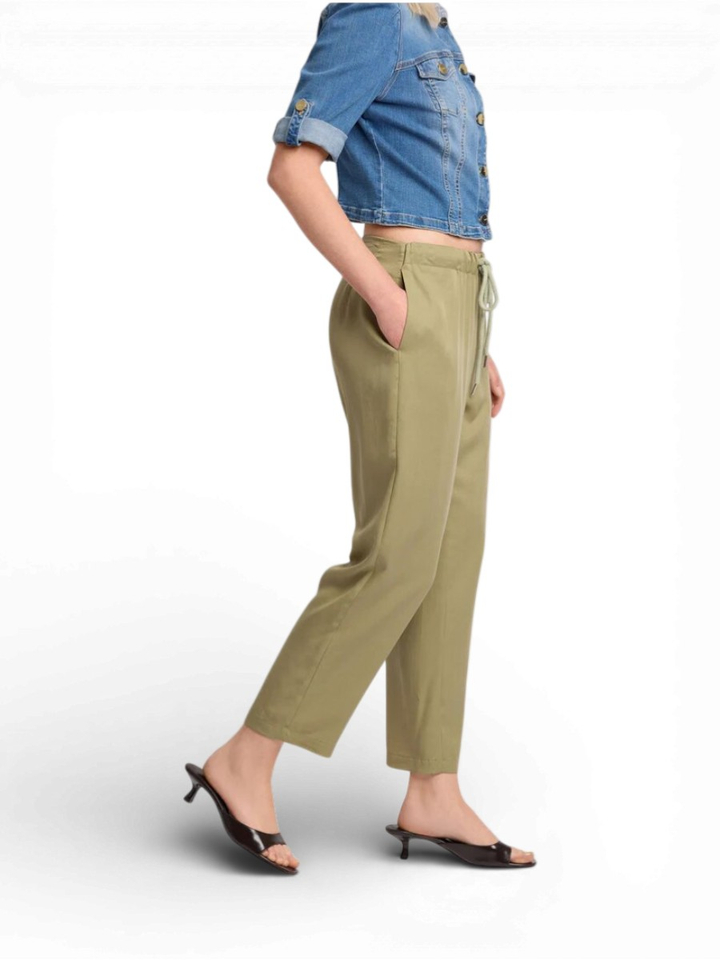 Groene losse broek Bernadet Kocca 