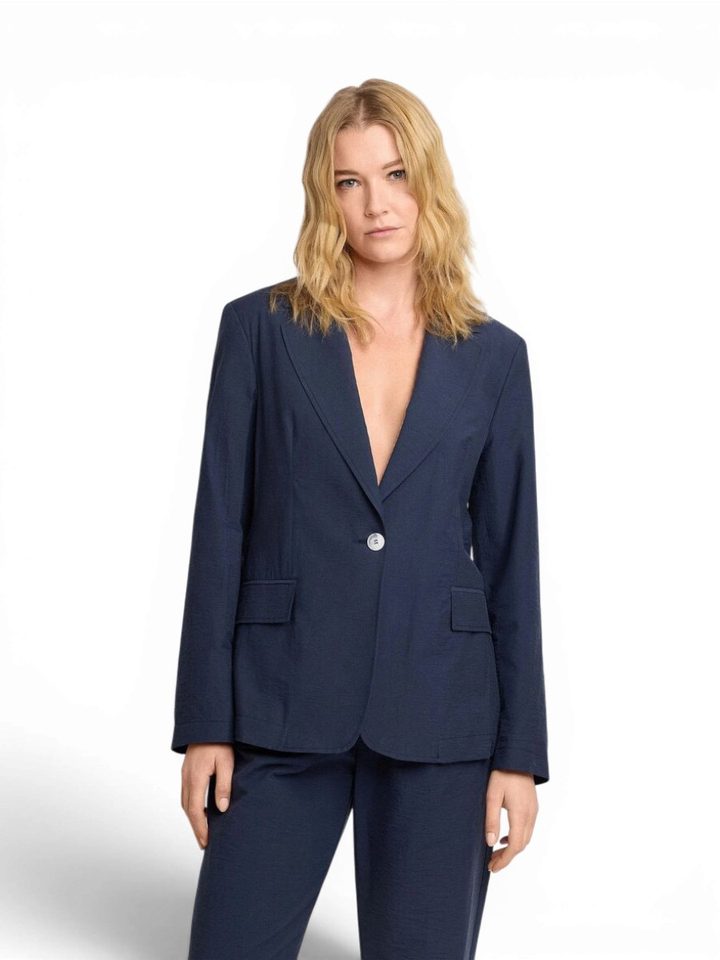 Blauwe blazer lichte structuur Pauline Kocca