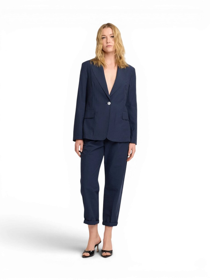Blauwe blazer lichte structuur Pauline Kocca
