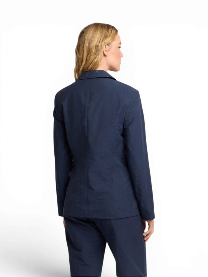 Blauwe blazer lichte structuur Pauline Kocca