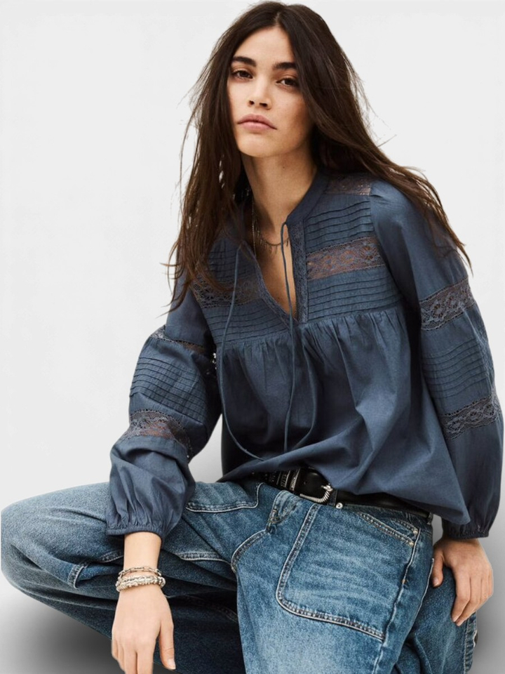 Blauwe bloes gehaakte detail Nami BA&SH