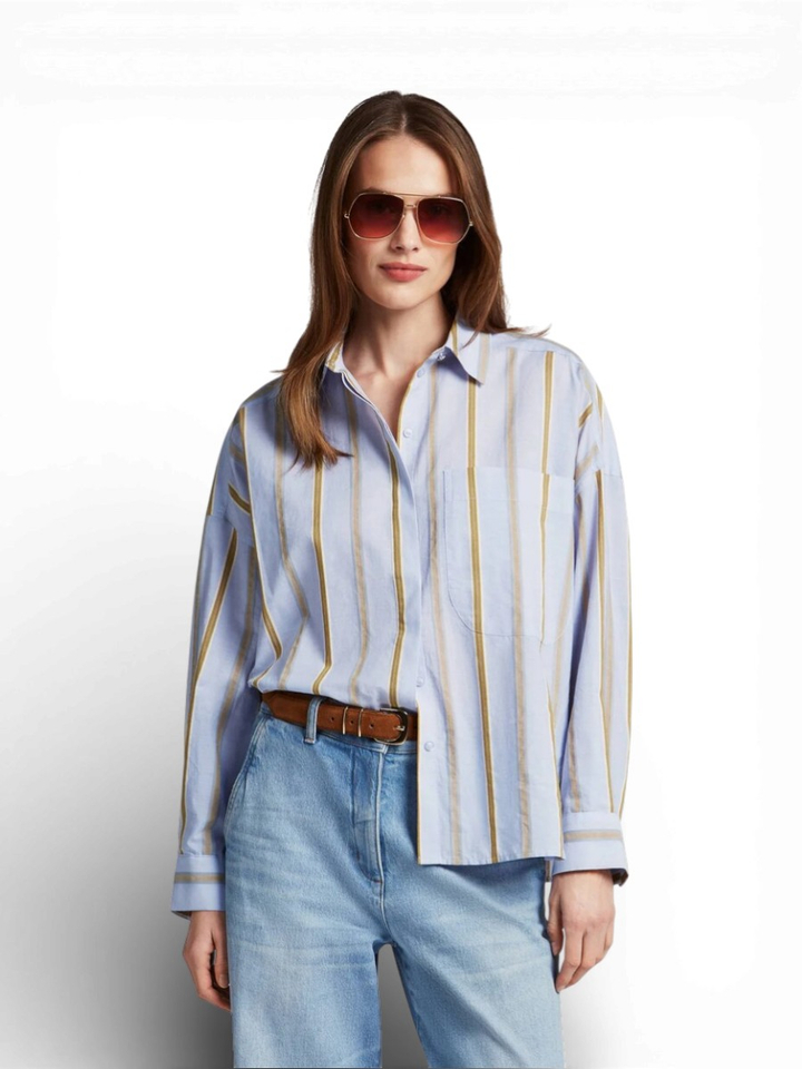 Lichtblauwe gestreepte blouse Deborah Beaumont 