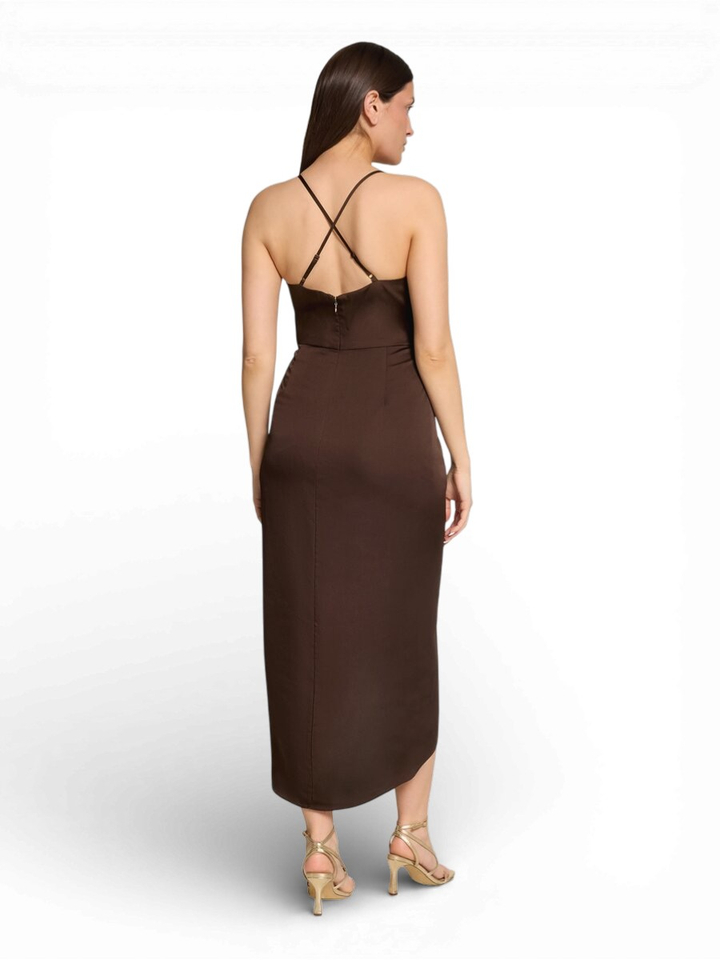 Bruin lang kleed Vera Mont