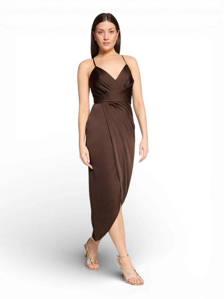 Bruin lang kleed Vera Mont