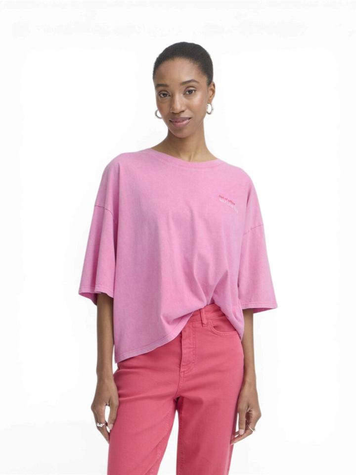 Roze t-shirt met opdruk achterkant Ichi