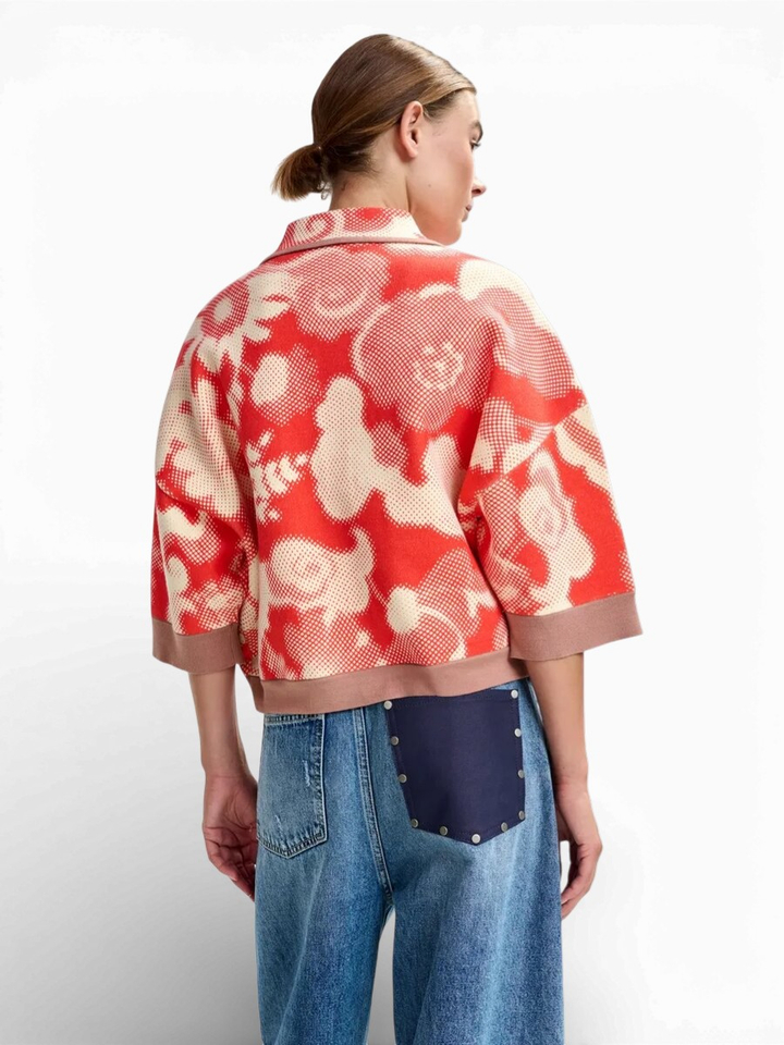 Rood en gebroken wit gebreid vest met bloemenprint en contrasterende bruine randen Joly Essentiel