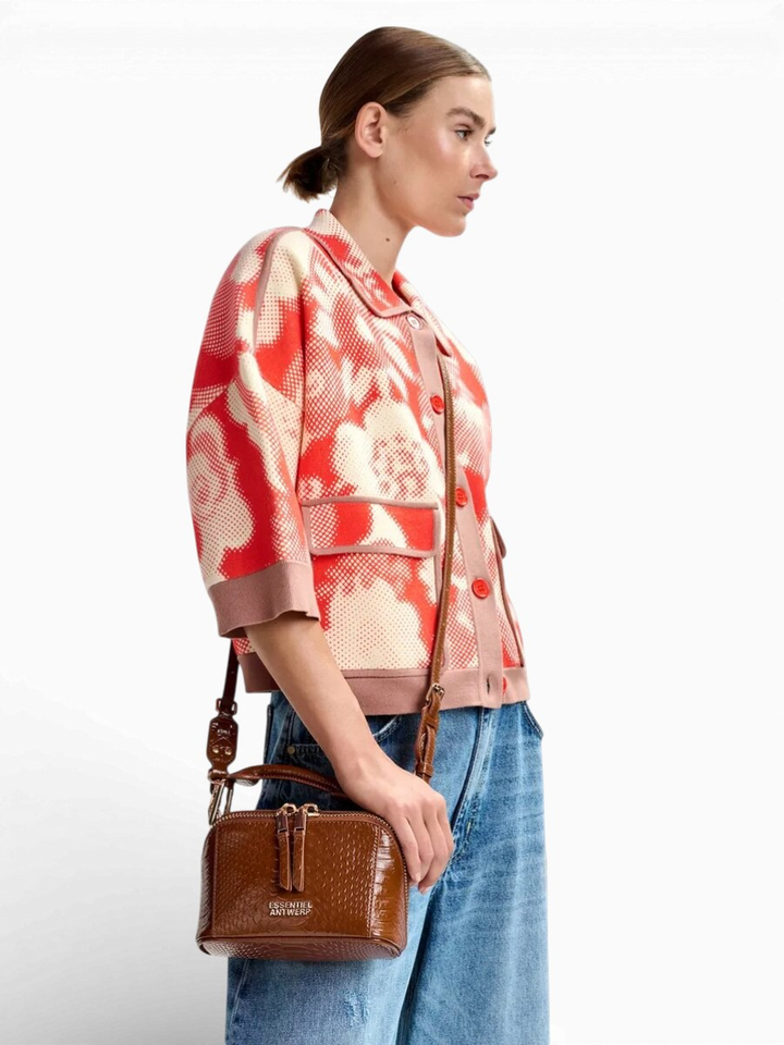 Rood en gebroken wit gebreid vest met bloemenprint en contrasterende bruine randen Joly Essentiel