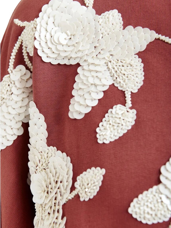 Roestkleurige sweater met bloemen Jaga Essentiel