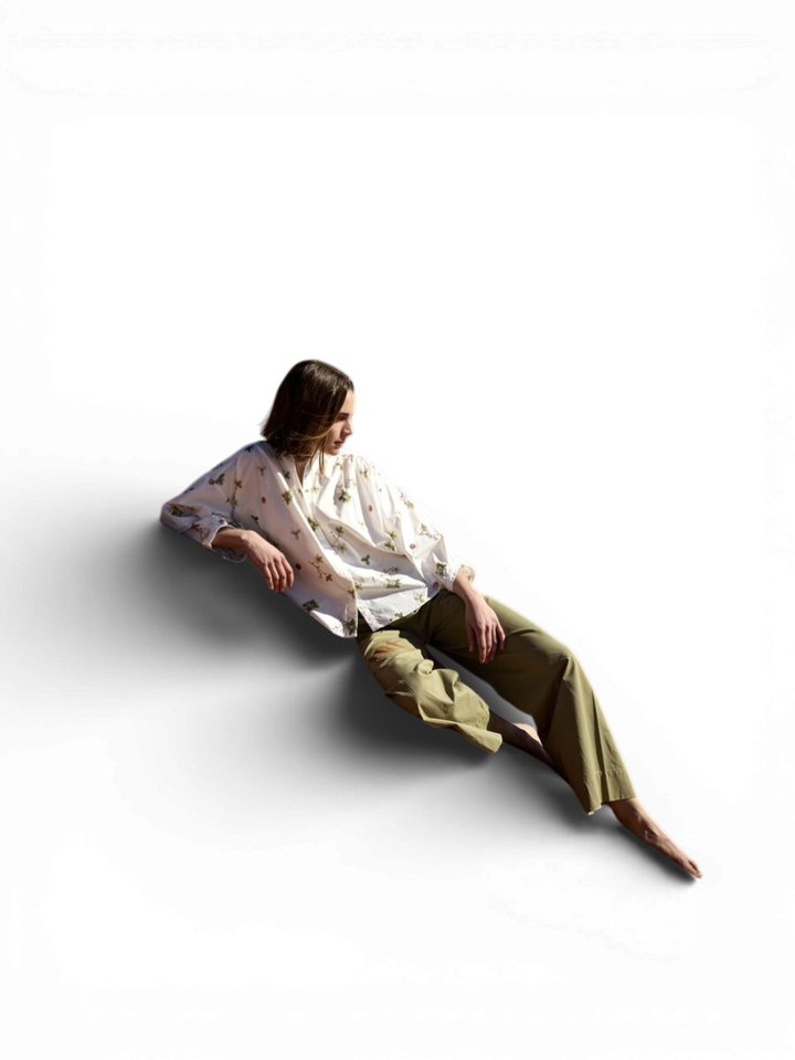 Witte blouse met bloemendetail Luna JC Sophie 