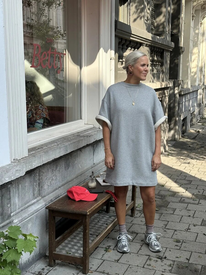 Grijze oversized sweater dress Mae Soeurs
