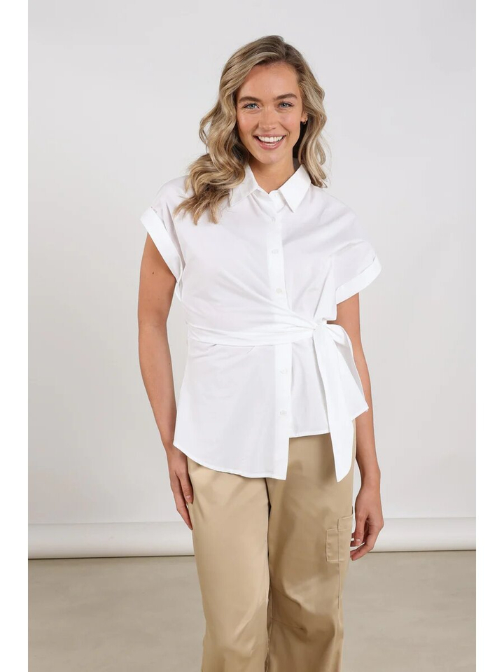 Witte bloes met knoop Aneta Nukus