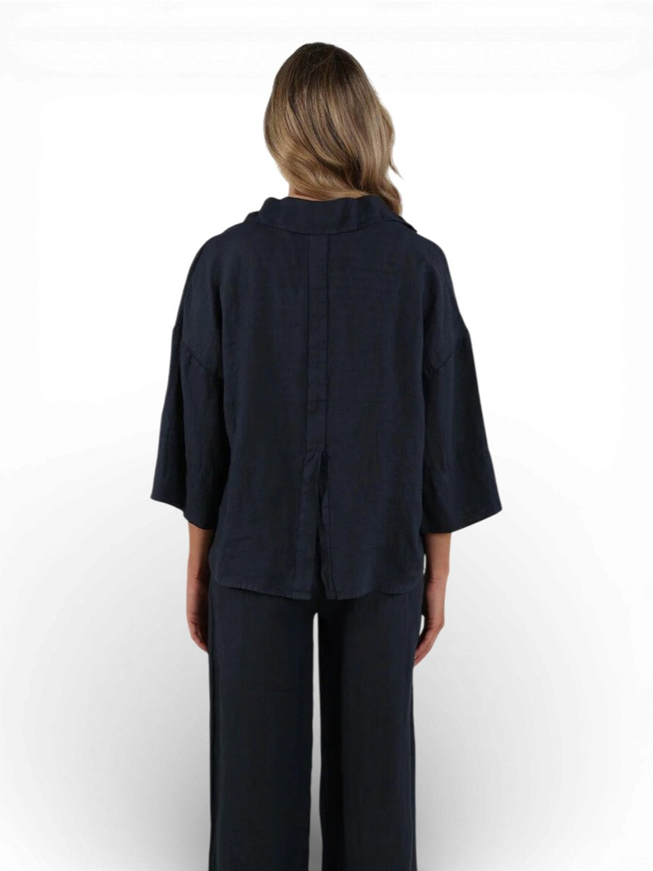 Blauwe linnen blous Erin Nukus 