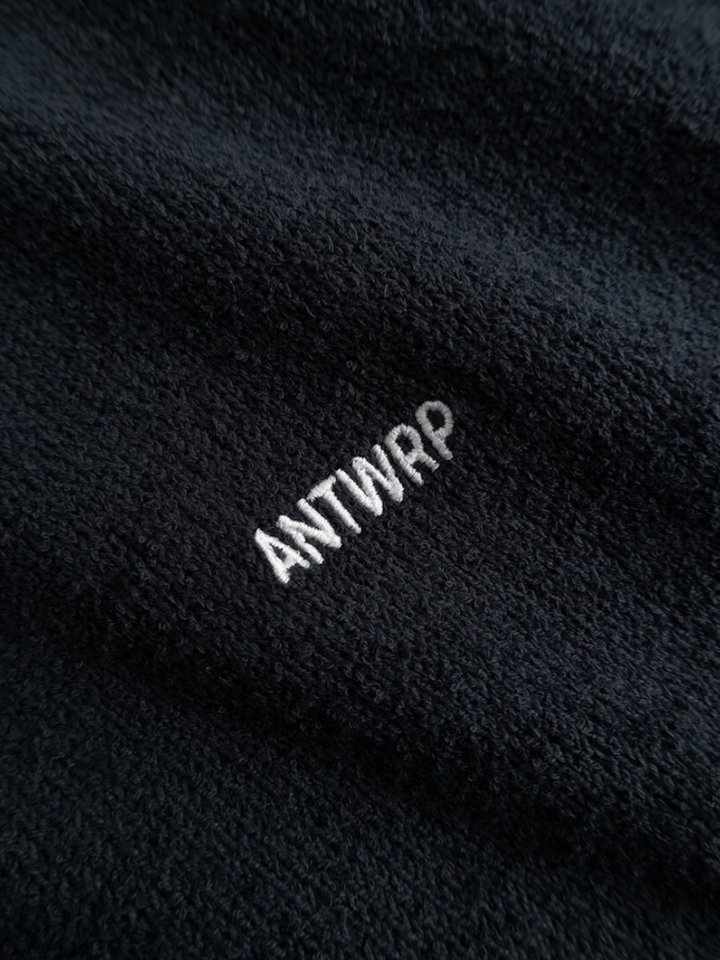Donkerblauwe trui met polokraag Antwrp