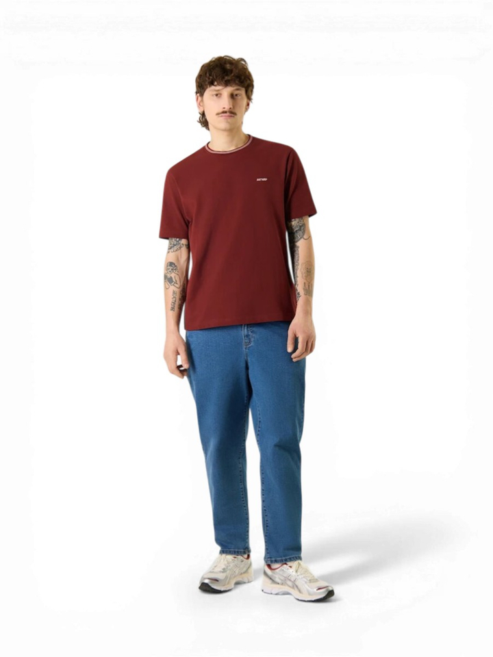 Bordeaux t-shirt met merklogo op de borst Antwrp