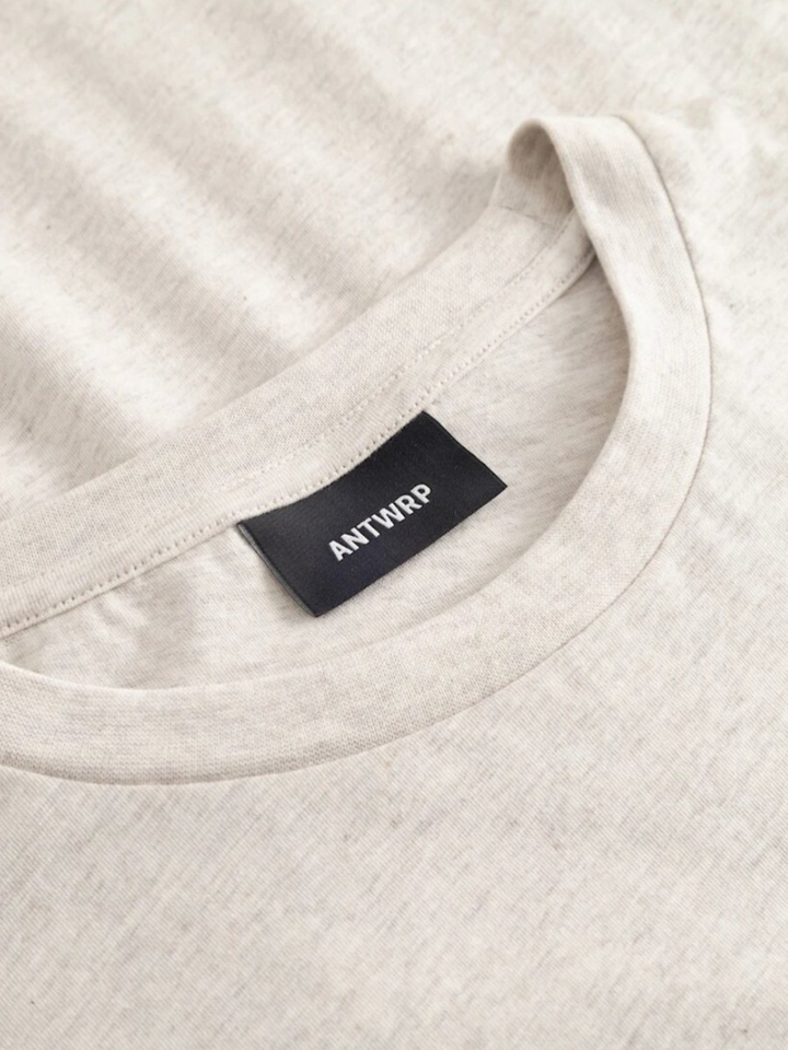 Beige t-shirt met bruine print op rugzijde Antwrp 