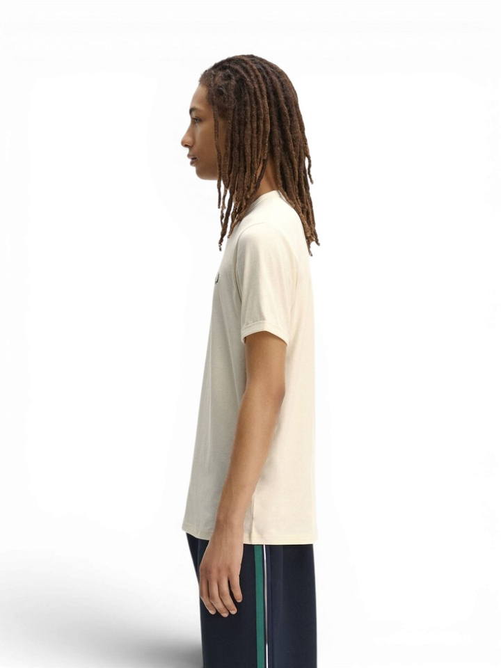 Ecru t-shirt met logo Fred Perry