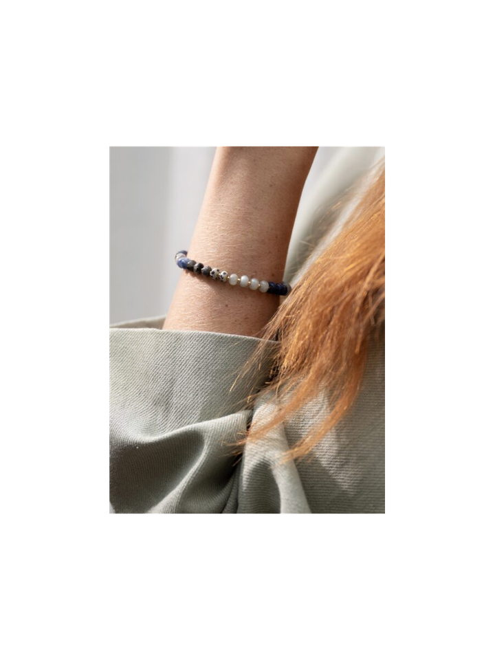 Blauw-zwarte melee armband Ellen Beekmans