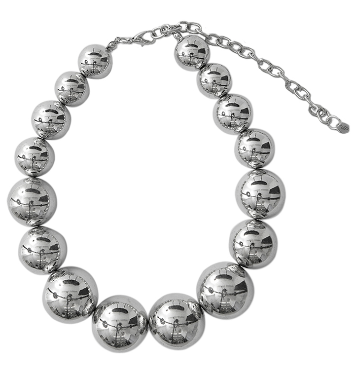 Zilverkleurige bollenketting Ellen Beekmans
