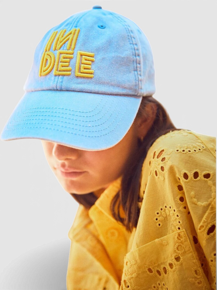 Sky blue pet Villeneuve Indee 