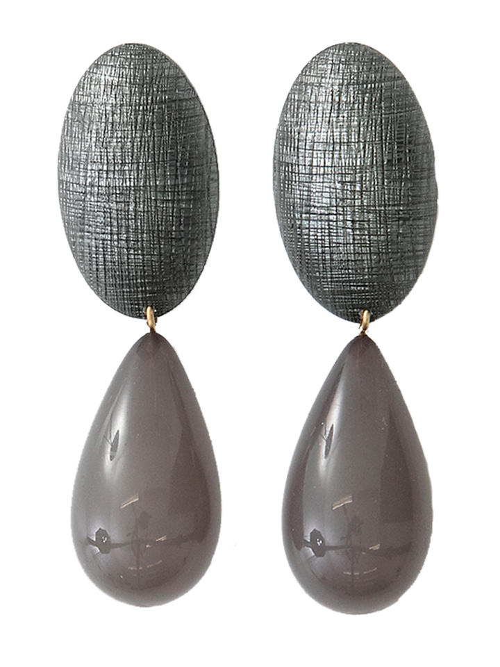 Grey oorbellen Skara Laurence Delvallez