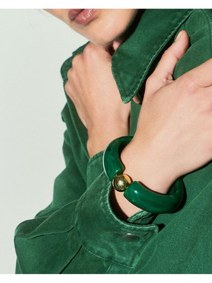 Groene armband met gouden parel Laurence Delvallez 