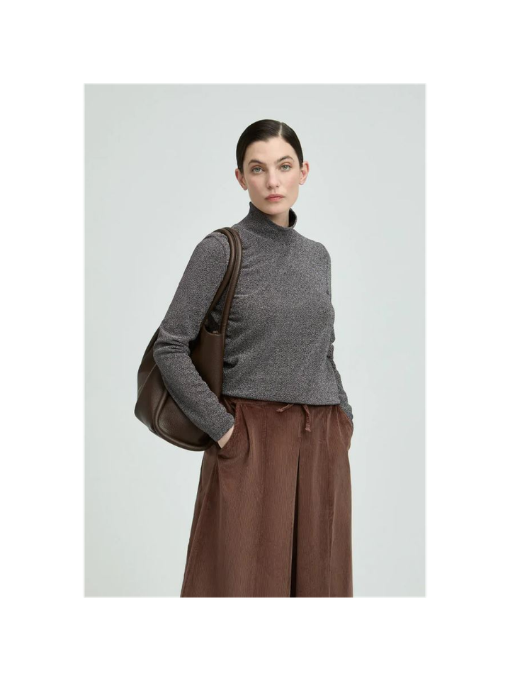 Taupekleurige t-shirt met opstaande kraag in glitterstof Hadda Xandres 