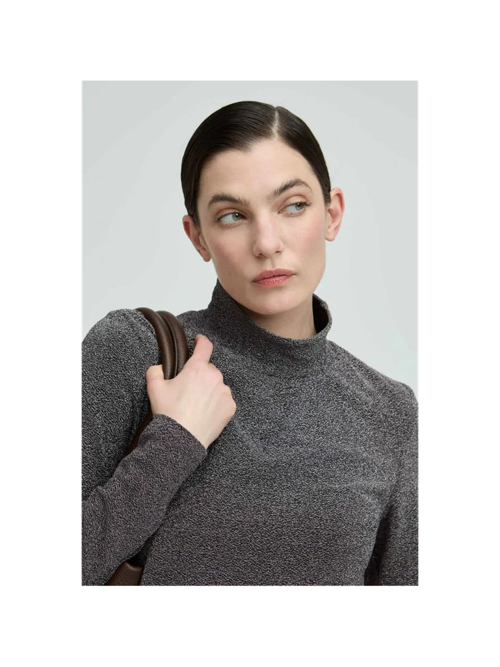 Taupekleurige t-shirt met opstaande kraag in glitterstof Hadda Xandres 