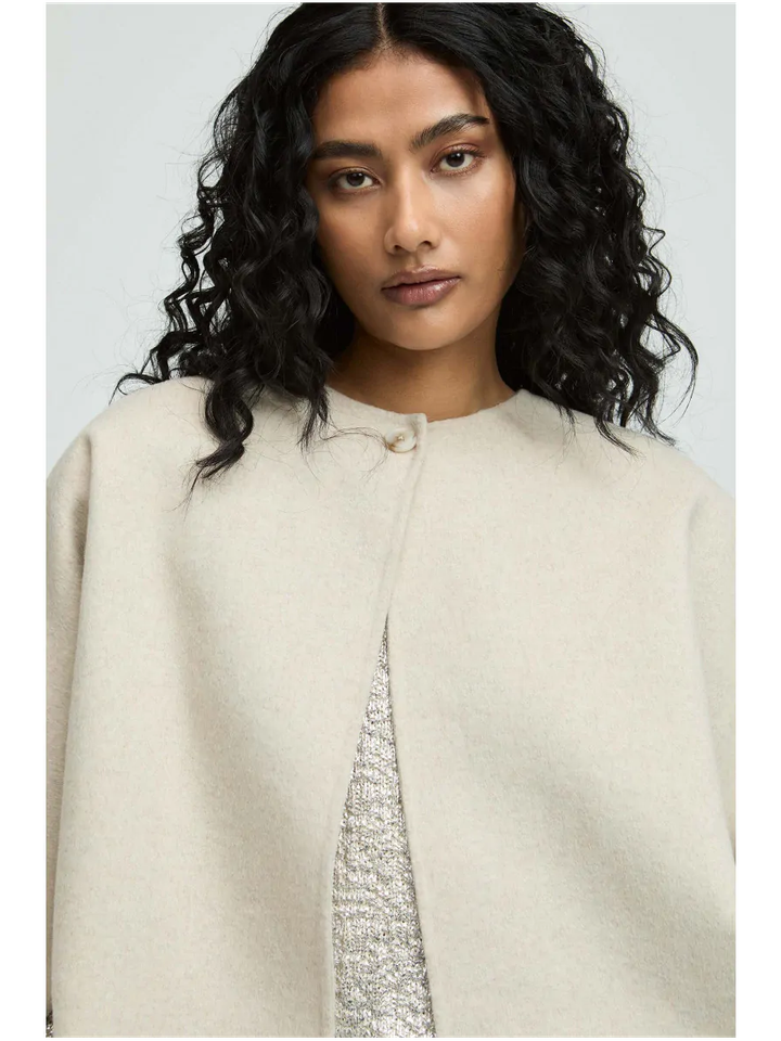 Beige kort wollen jasje Xandres 