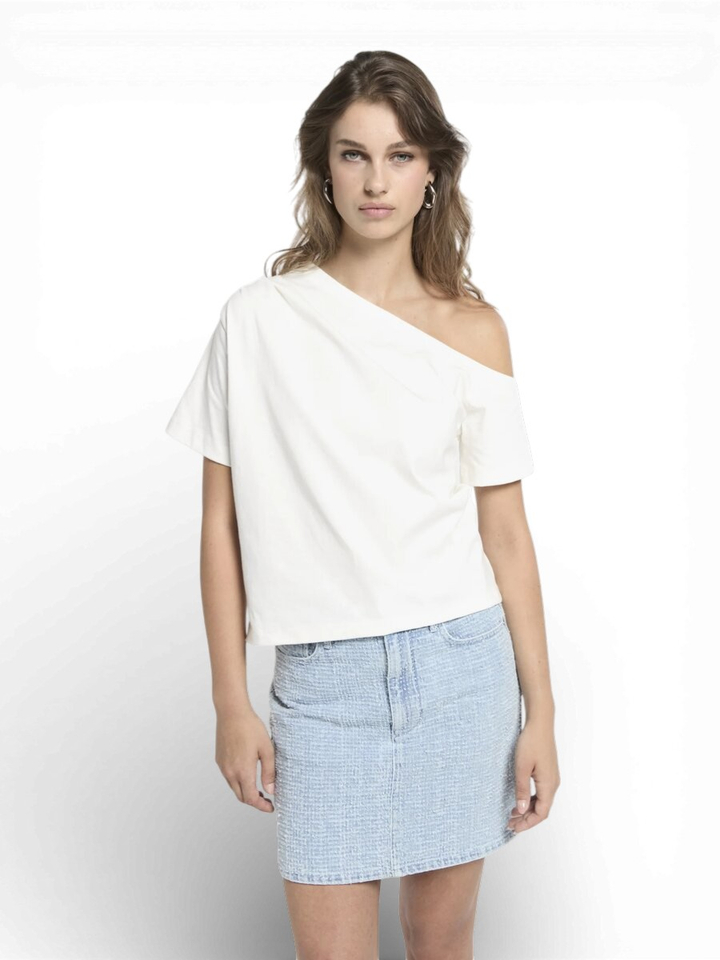 Witte off shoulder T-shirt Hommage 