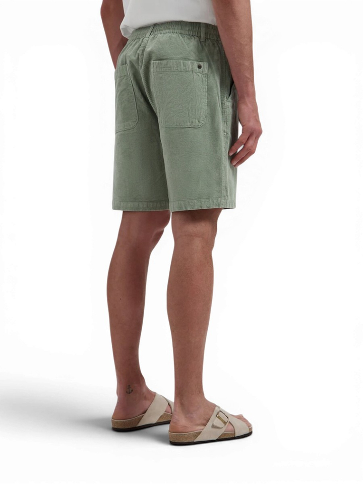 Groen ribfluwelen short Logan Dstrezzed