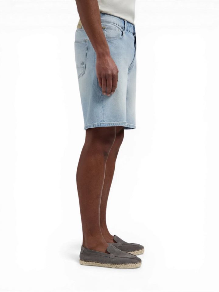 Lichtblauwe jeans short Dstrezzed 