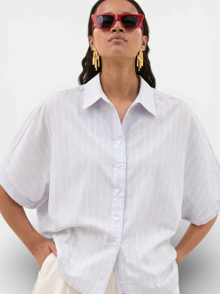 Blauwe gestreepte blouse By Bar 