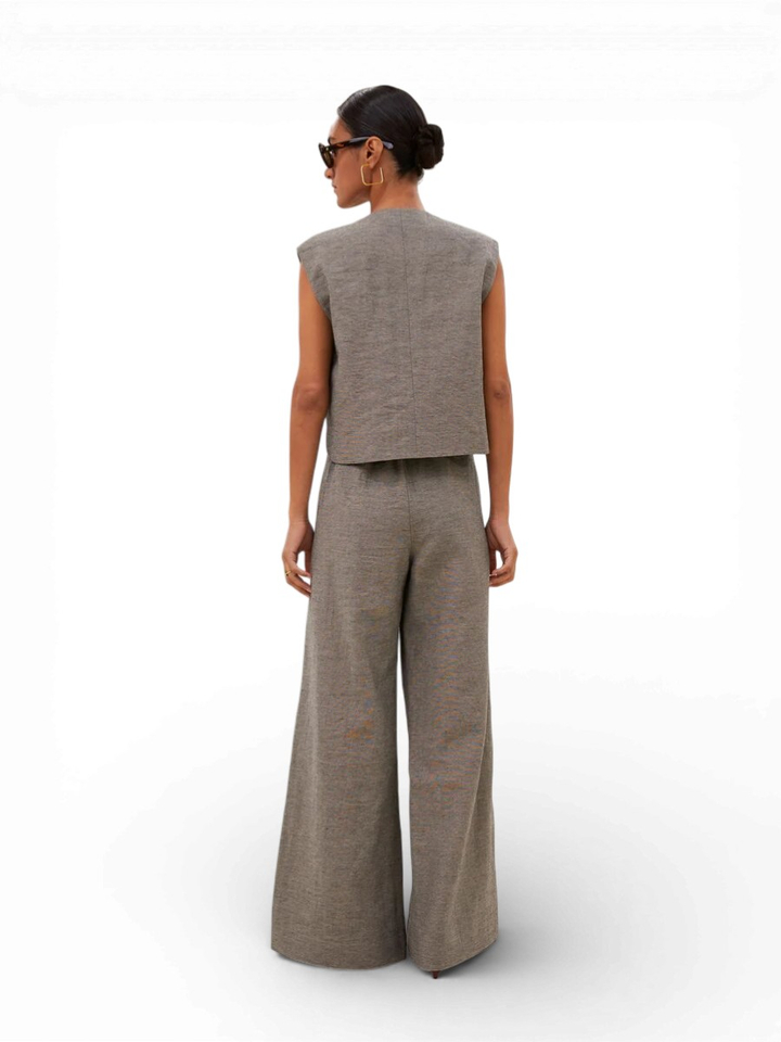 Grijze gilet met knopen By Bar