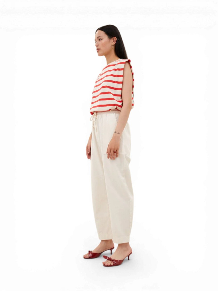 Ecru en rood gestreepte mouwloze T-Shirt Diede Stripe By-Bar