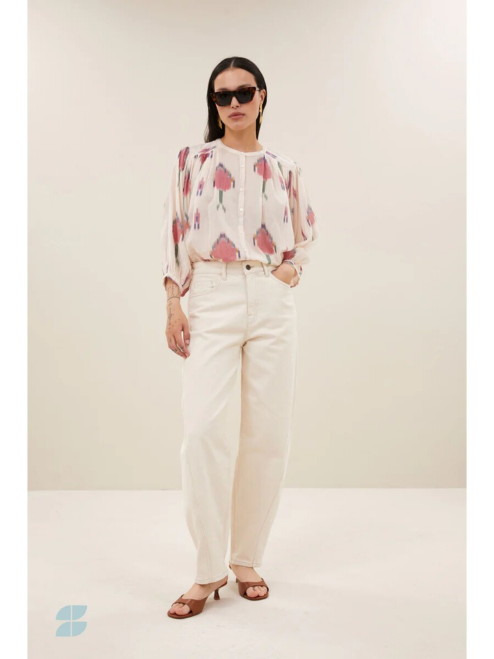Beige bloes met print Becky Ikat By Bar