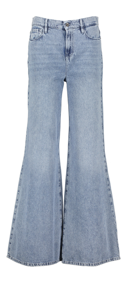 Blauwe jeans Mumbai March 23