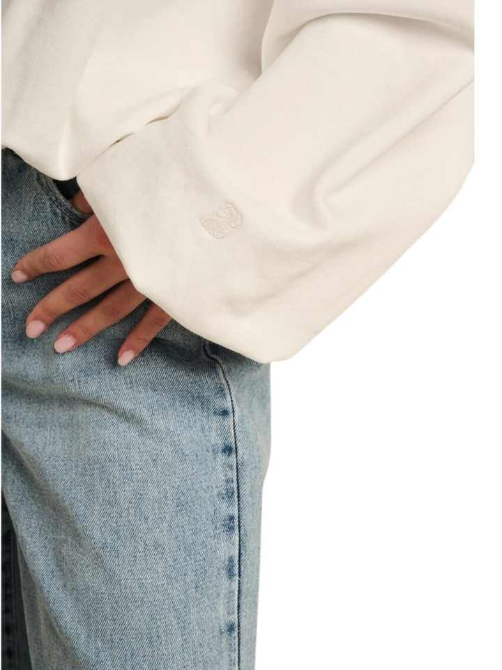 Blauwe jeans Mumbai March 23