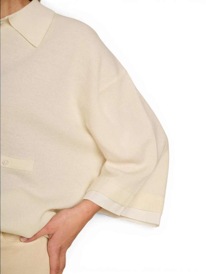 Beige oversized pull met polokraag Lush March23