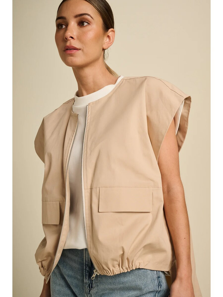 Beige jas zonder mouwen Eclipse March23